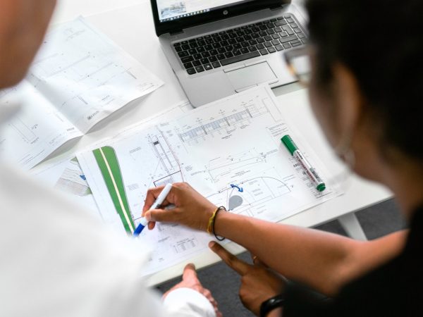 pexels-thisisengineering-3862365